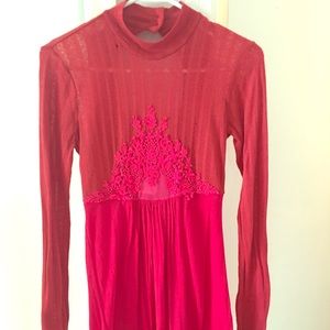 🌹Free people lace tunic in red 🌹